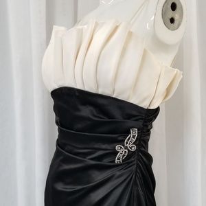 Cachet long formal  satin black &white dress